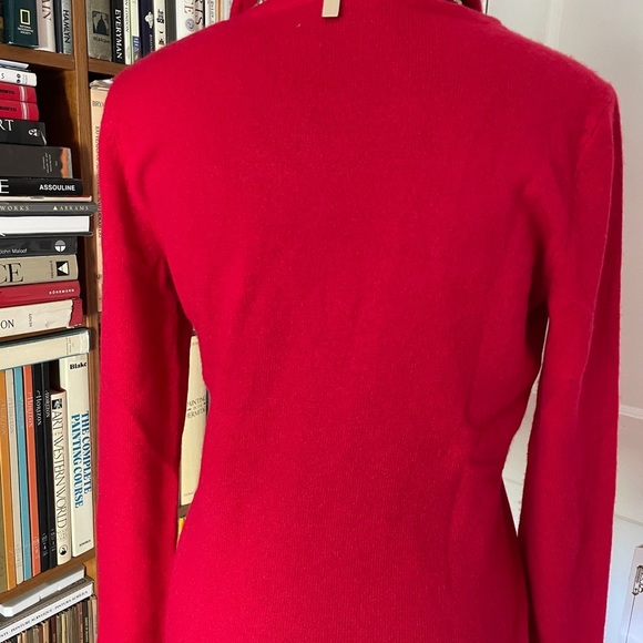 J. McLaughlin Bold Red Cashmere Cowl-neck Sweater - Size S - w/minor holes! - Picture 7 of 15